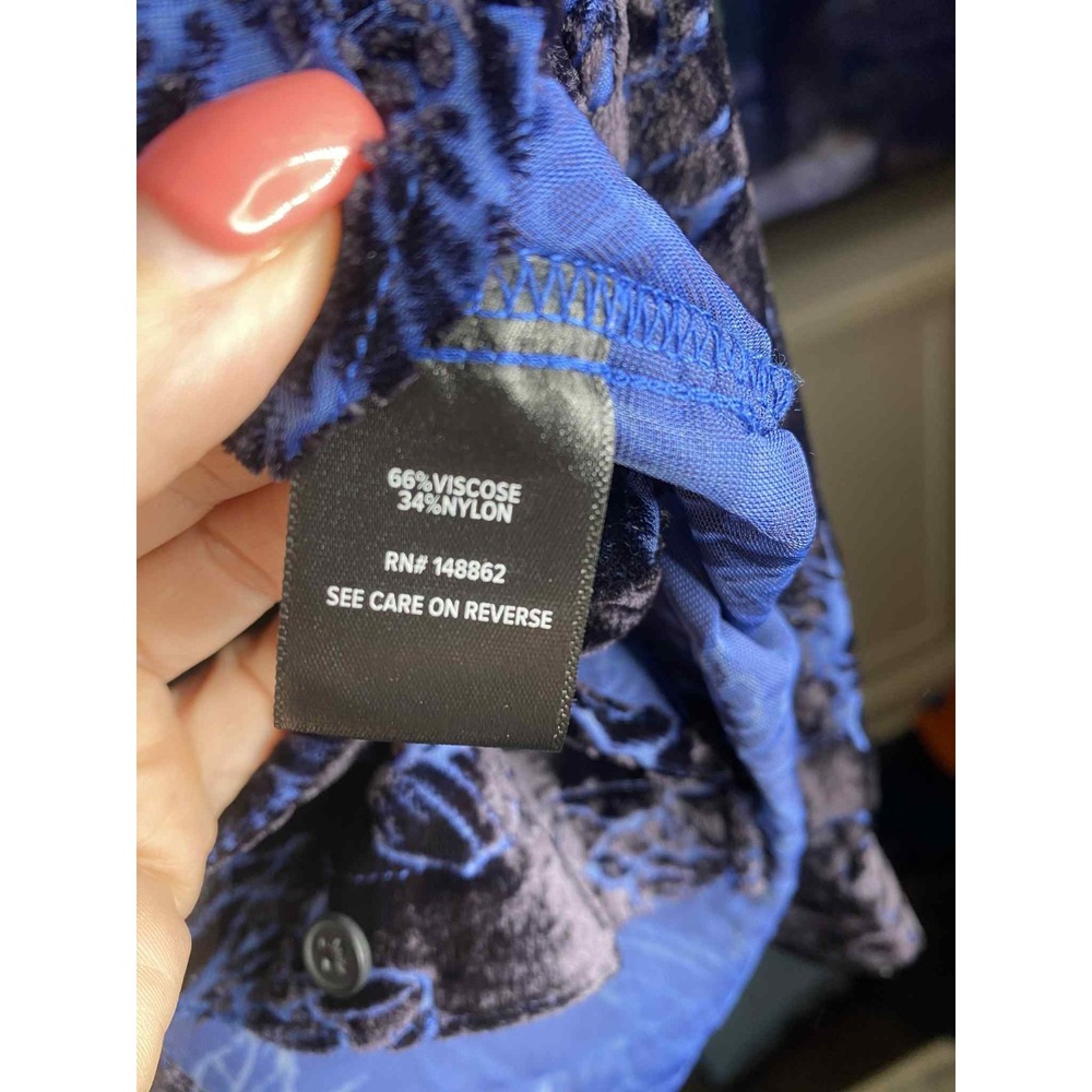 Torrid Women's Blue Madison Blouse Velvet Burnout Button Up Size 0X Dressy Luxe - Picture 7 of 8